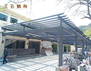 廣州南沙球會(huì)鋼結(jié)構(gòu)玻璃雨棚